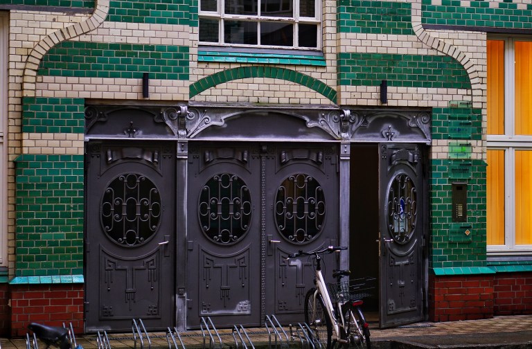 Berlin Art Nouveau Gebrueder Tietz 8-3