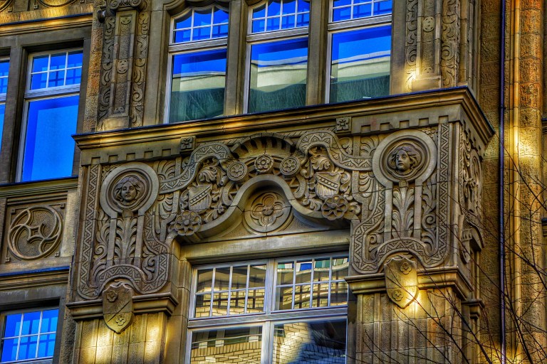 Berlin Michaelsen Palais Hotel Roter Adler 3 ornaments