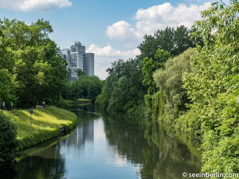 berlin charlottenburger bruecke (10).jpg