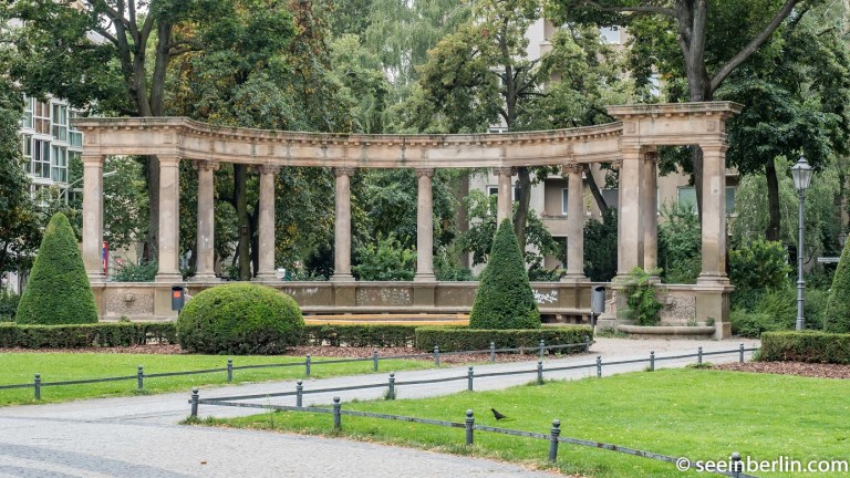 berlin viktoria luise platz (4).jpg